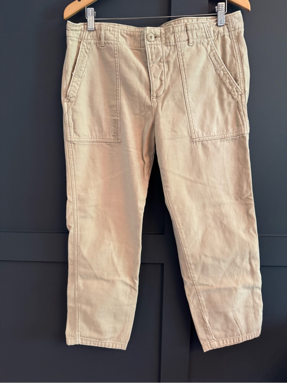 American Eagle Outfitters Beige Utility Khakis